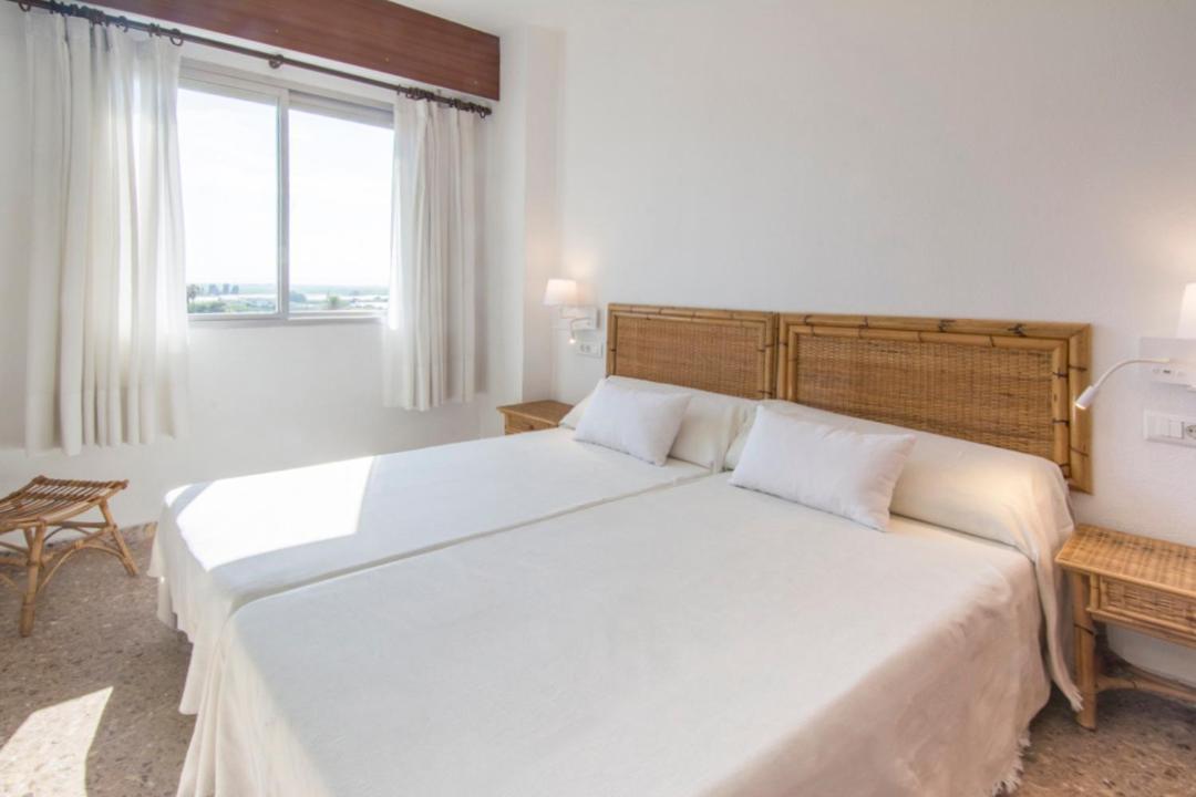 Bright Apartment Steps Away From The Beach マレイニ・ブラウ エクステリア 写真