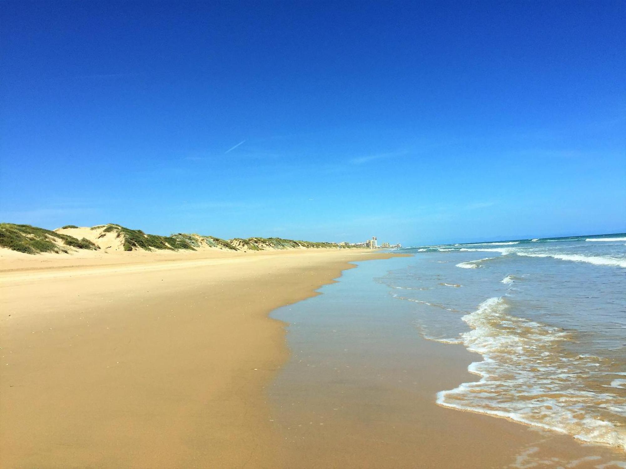 Bright Apartment Steps Away From The Beach マレイニ・ブラウ エクステリア 写真